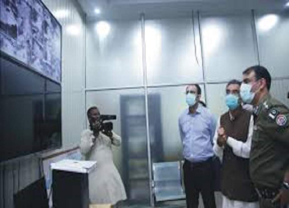 ڈی سی لاہور کا کنٹرول روم کا دورہ، چہلم کے جلوس کی مانیٹرنگ