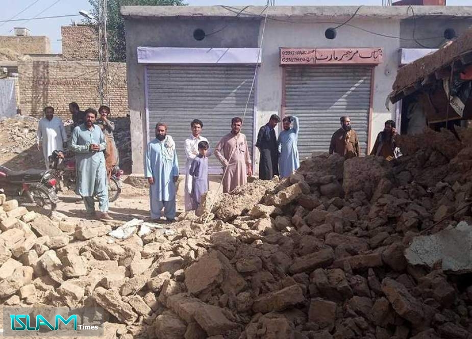 At Least 20 Dead as Houses Collapse in Pakistan Earthquake