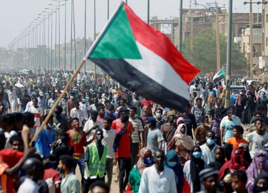 السودان بين صراع مدني عسكري