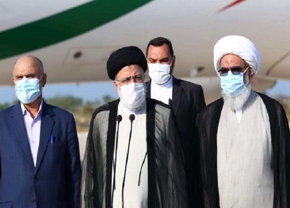 رئيسي يزور بوشهر في اطار تفقده الأسبوعي للمحافظات الإيرانية