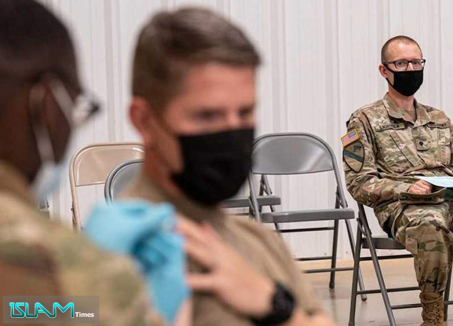 Hundreds of Thousands of US Troops Remain Unvaccinated As Deadlines Near