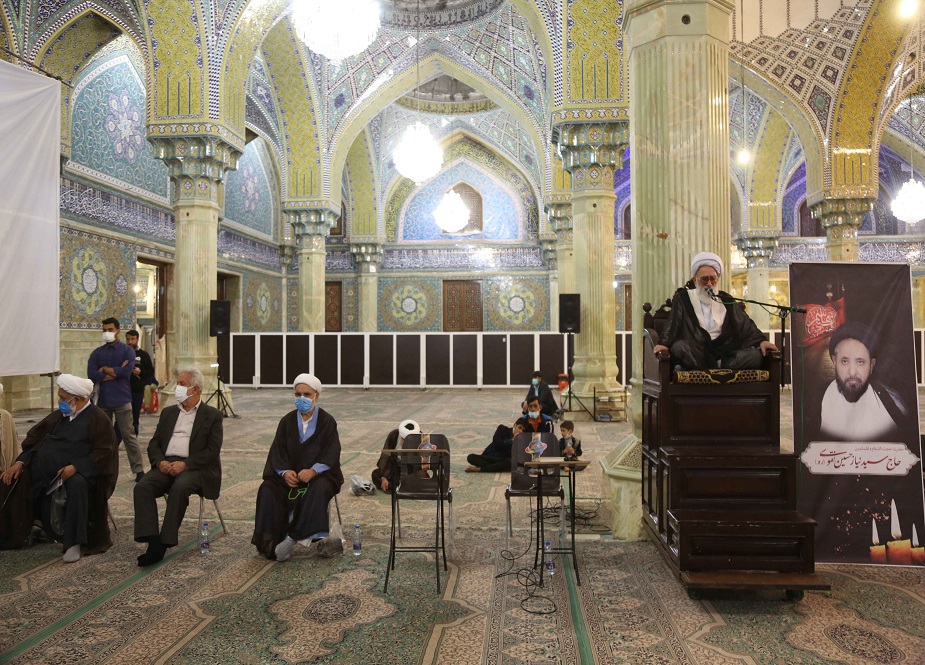 قم میں بزرگ عالم دین علامہ قاضی نیاز حسین نقوی کی پہلی برسی کی مناسبت سے پروگرام