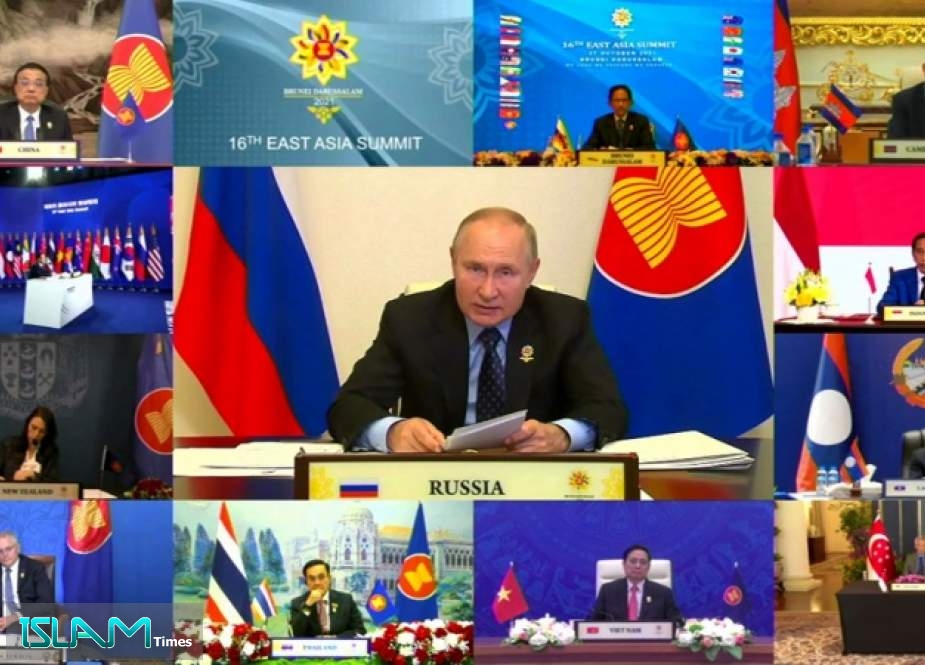 Putin Warns New Arms Race Threatens Asia after US Pullout from INF