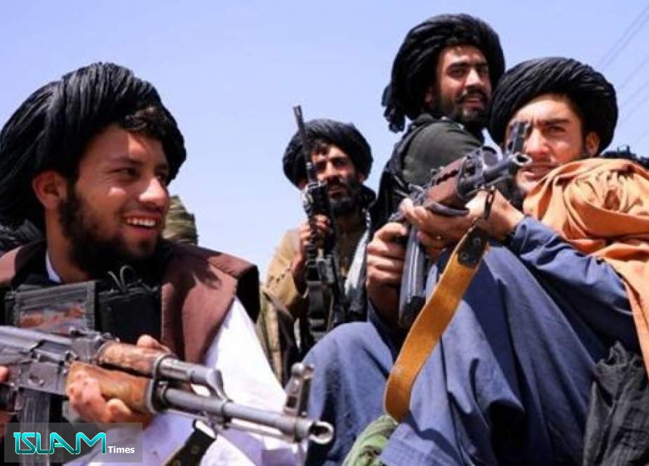 Ex-Envoy Urges US Engage with Taliban to Avert Afghan Collapse