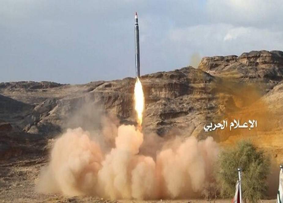 Koalisi Saudi Mengatakan Yaman Menembakkan 3 Rudal Balistik