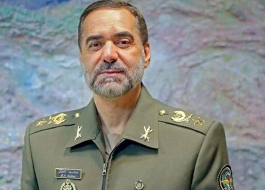 وزير الدفاع الإيراني: طاقات التعبئة ضمانة للعبور من جميع القضايا والمشاكل