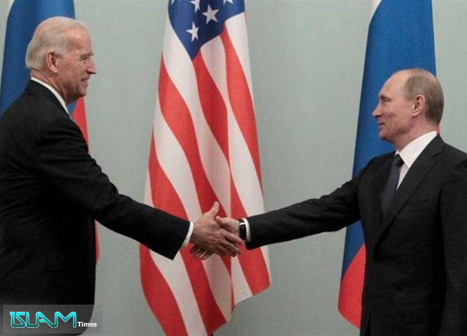 Biden, Putin Set Video Call Tuesday As Ukraine Tensions Grow