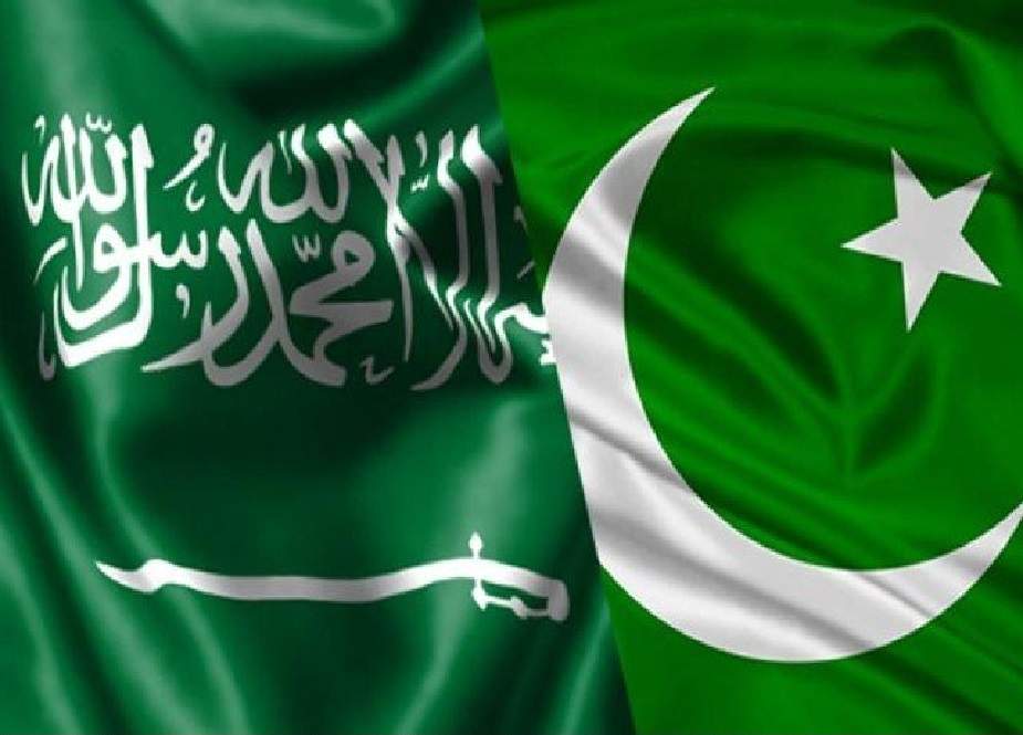 پاکستانیوں کو نوکریاں دینے کیلیے حکومت اور سعودی عرب کے درمیان دو معاہدے