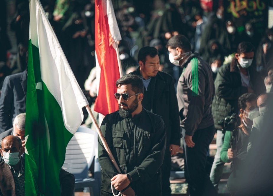 ایران کے شہر کرمان میں شہید جنرل قاسم سلیمانی کی دوسری برسی کے موقع پر عظیم الشان بین الاقوامی تقریب