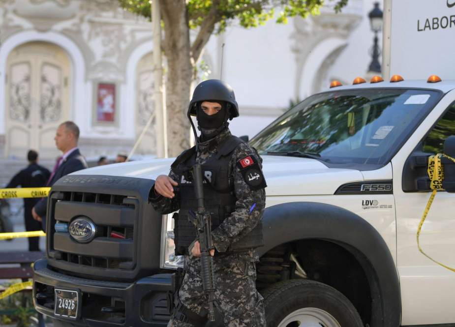 Polisi Tunisia Tutup Dewan Kehakiman Tertinggi, Hentikan Staf Masuk