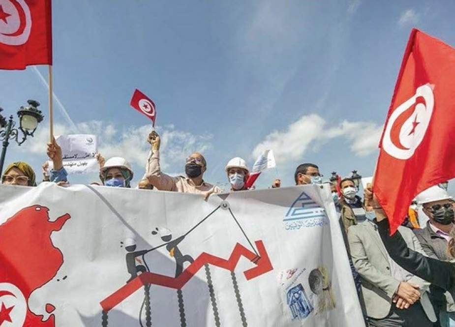 آیا تونس به دوران دیکتاتوری باز می گردد؟