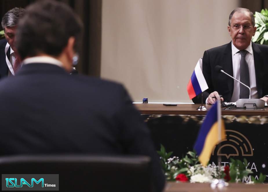 Talks between Russian and Ukrainian foreign ministers in Antalya, Turkey.