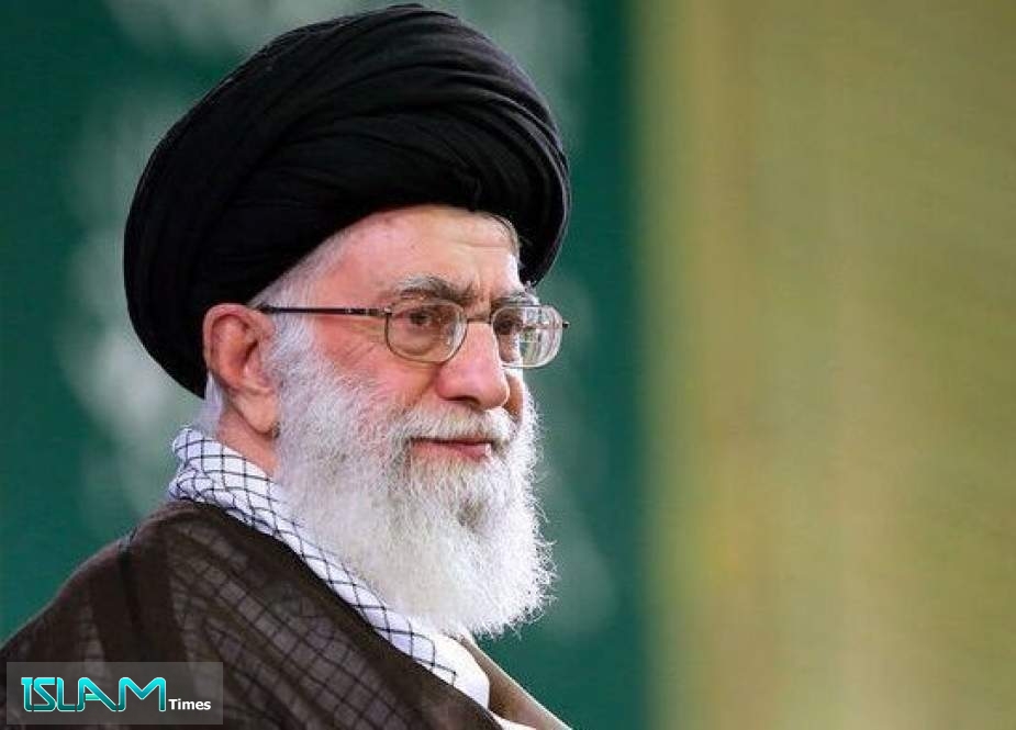 Ayatollah Khamenei Stresses Need for Recognition, Choice of Right Stances