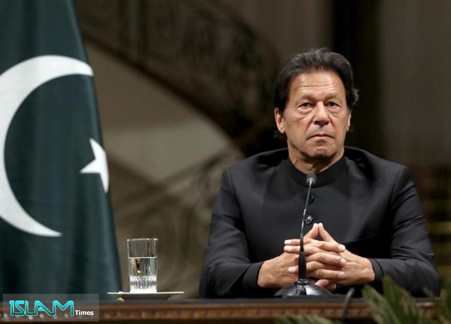 Pakistani PM Imran Khan Accuses US of Trying to Oust Him