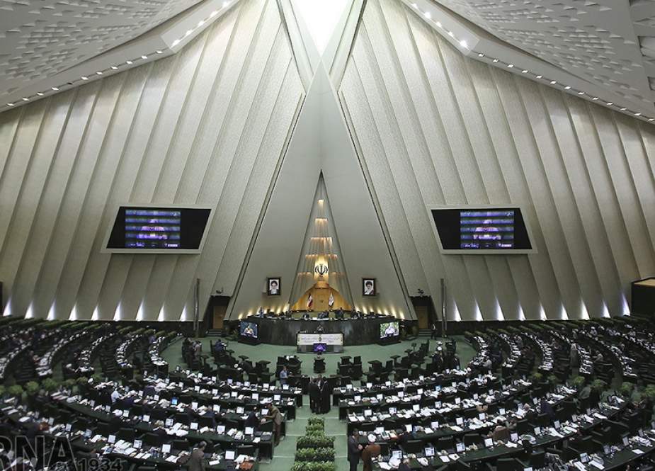Anggota Parlemen Iran: AS Harus Memberikan Jaminan yang Disetujui Kongres bahwa Mereka Tidak akan Keluar dari Kesepakatan Iran Lagi
