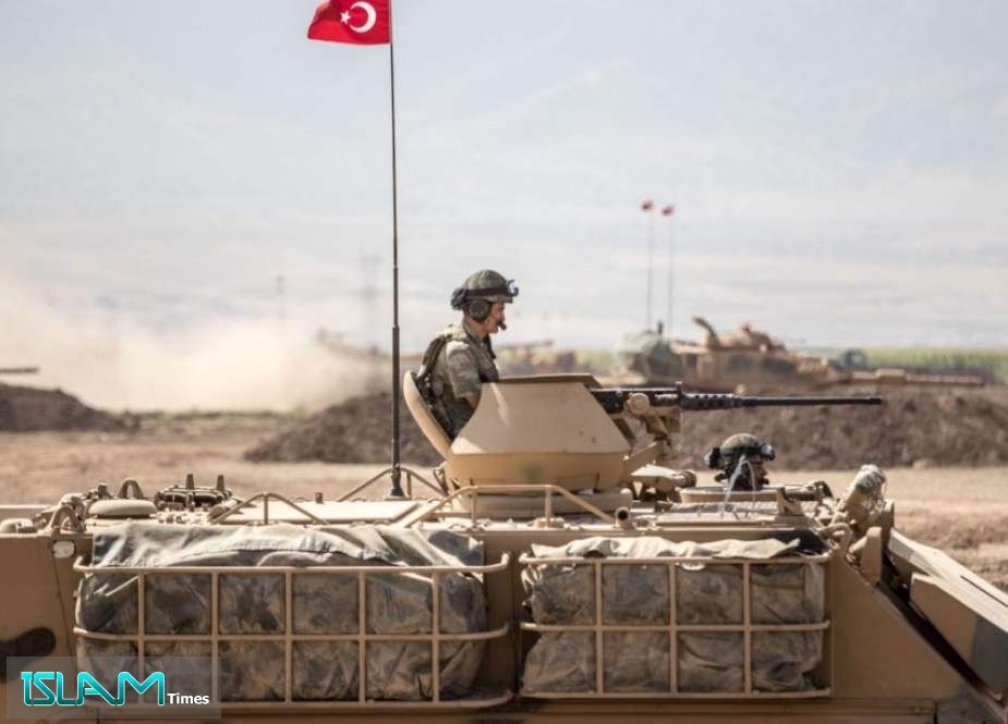 Turkish soldiers take part in an operation against Kurdish PKK militants in the semi-autonomous Kurdistan region in northern Iraq.