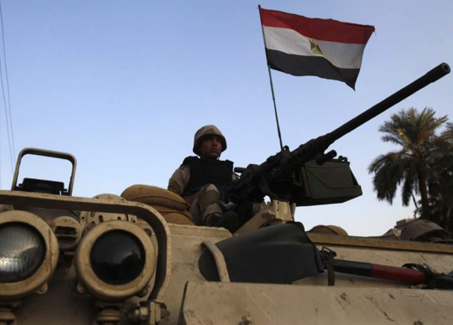 Penyerang Bersenjata Menyerang dan Membunuh 11 Tentara Mesir di Sinai