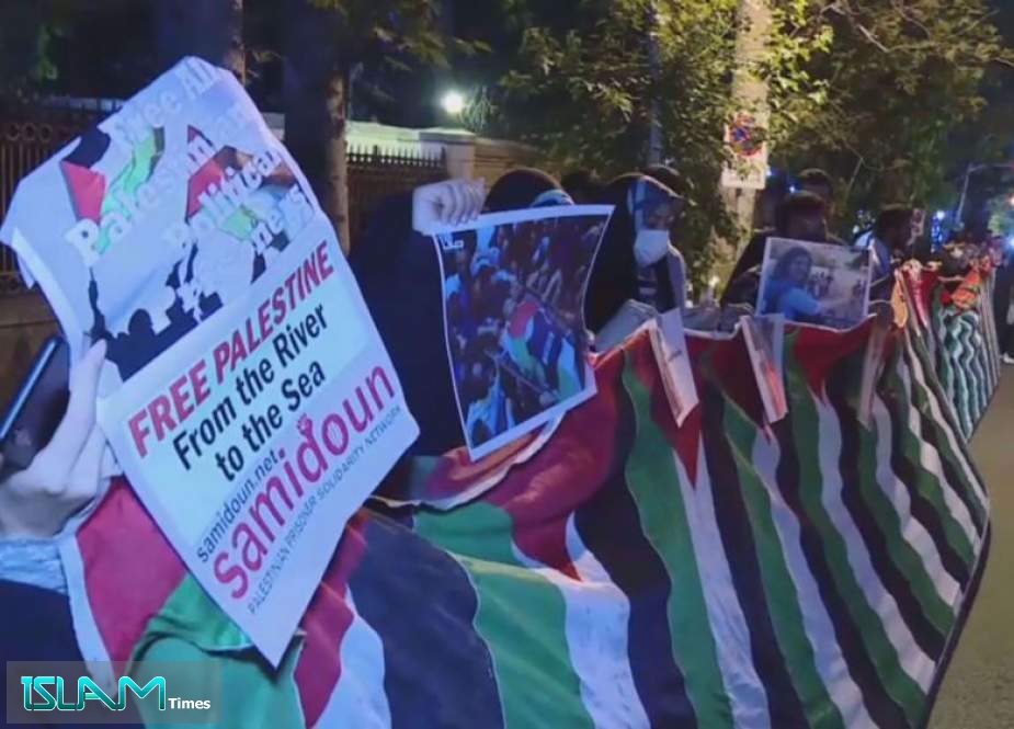 Paris demo marks Nakba Day amid Abu Akleh murder outrage
