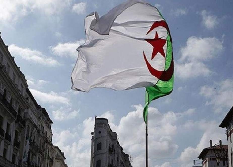 نواب في الجزائر يقدمون مشروعًا لتجريم التطبيع مع "إسرائيل"