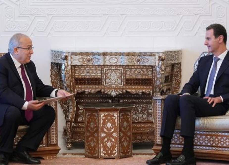 Presiden Assad pada Lamamra : Yang Diminati Suriah adalah Formula, Isi dan Produk Aksi Bersama Arab
