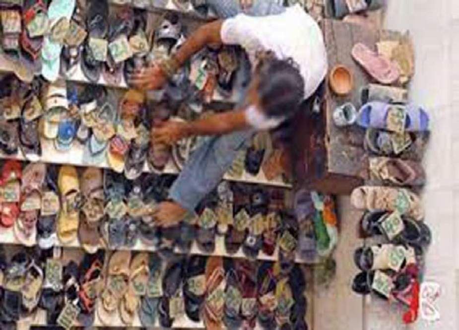 درباروں مزاروں پر جوتے رکھنے کا معاوضہ وصول کرنے کا فیصلہ
