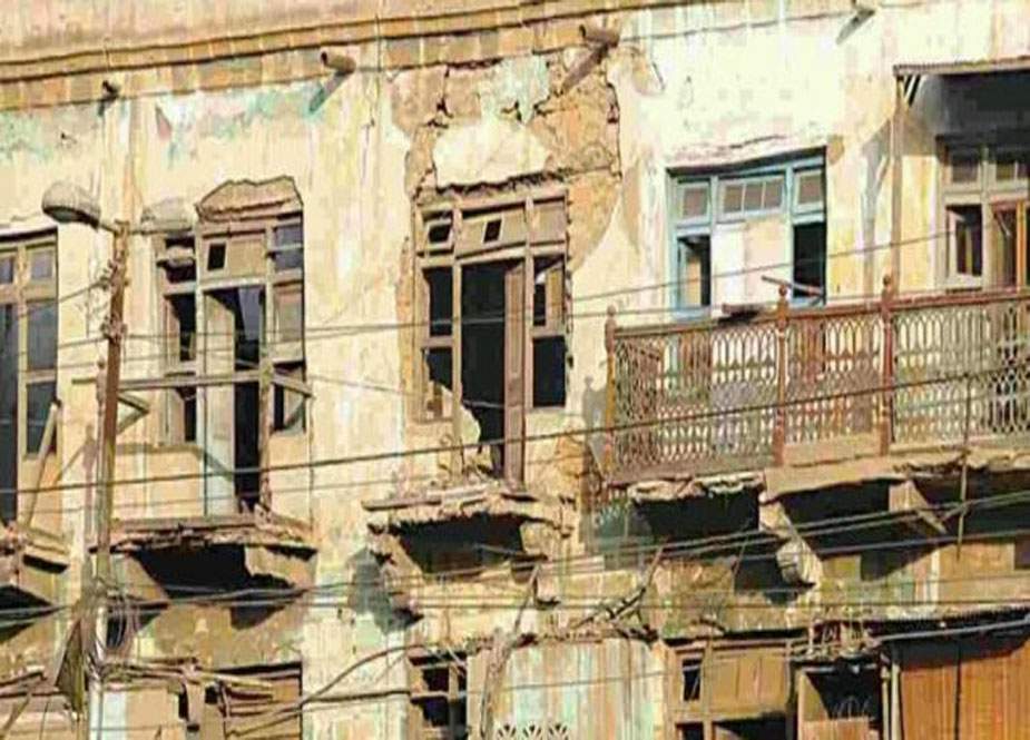 کراچی میں مخدوش عمارتوں کو فوری خالی کرنے کی ہدایت