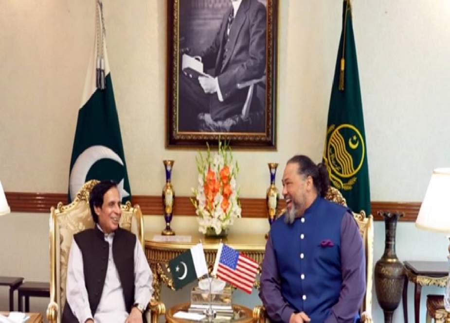 لاہور، امریکی قونصل جنرل وزیراعلیٰ پنجاب سے ملنے پہنچ گئے
