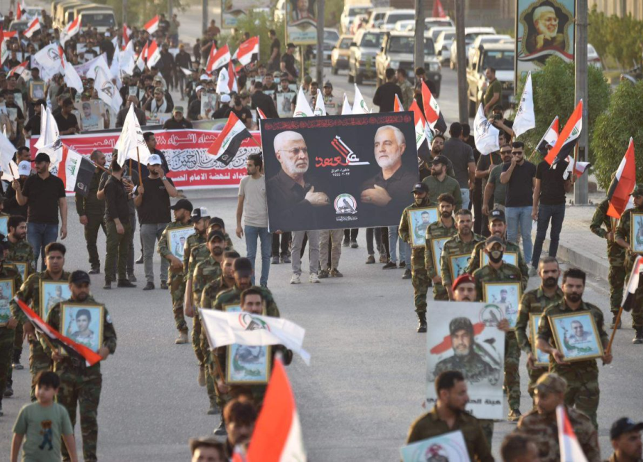 عراقی عوام کا الحشد الشعبی سے محبت کے اظہار کے لئے پیدل مارچ