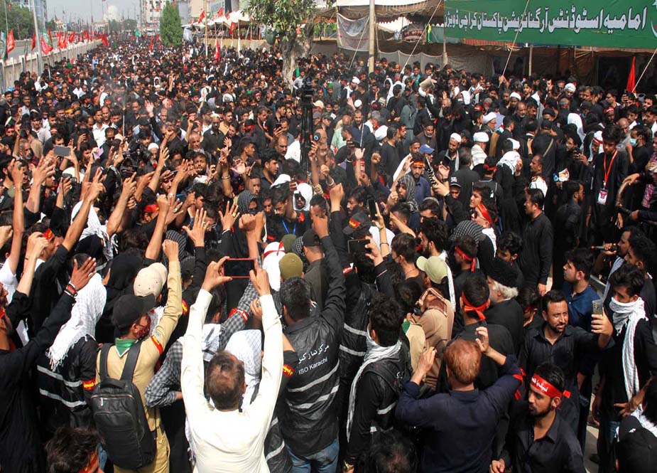 کراچی میں چہلم امام حسین (ع) کے مرکزی جلوس میں لاکھوں عزاداروں کی شرکت