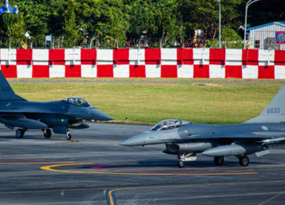 Taiwan Mensiagakan Jet setelah Mendeteksi Pasukan China di Dekatnya