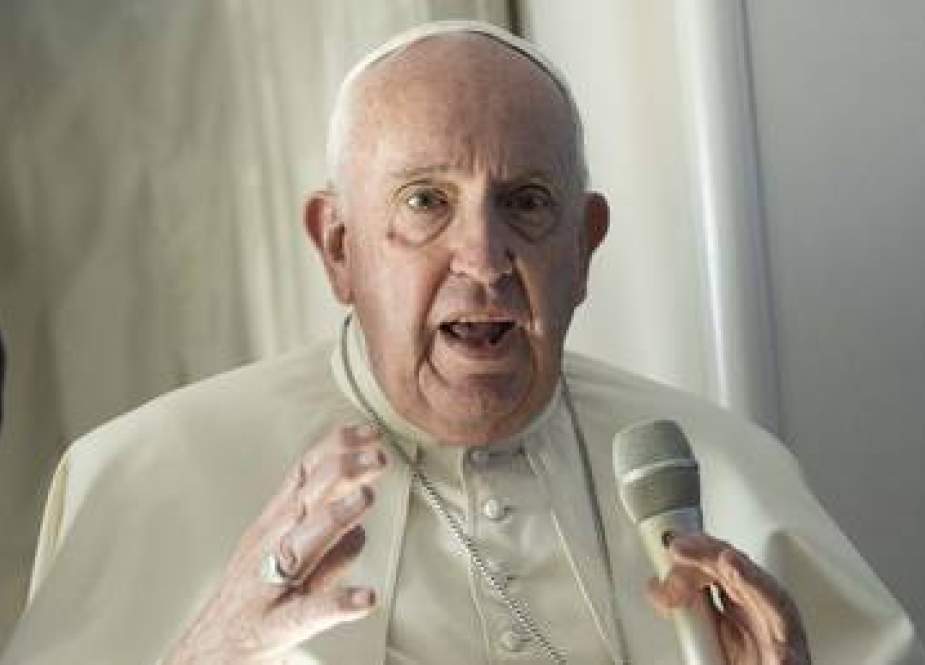 Vatikan Digugat Pejabat yang Dipecat 