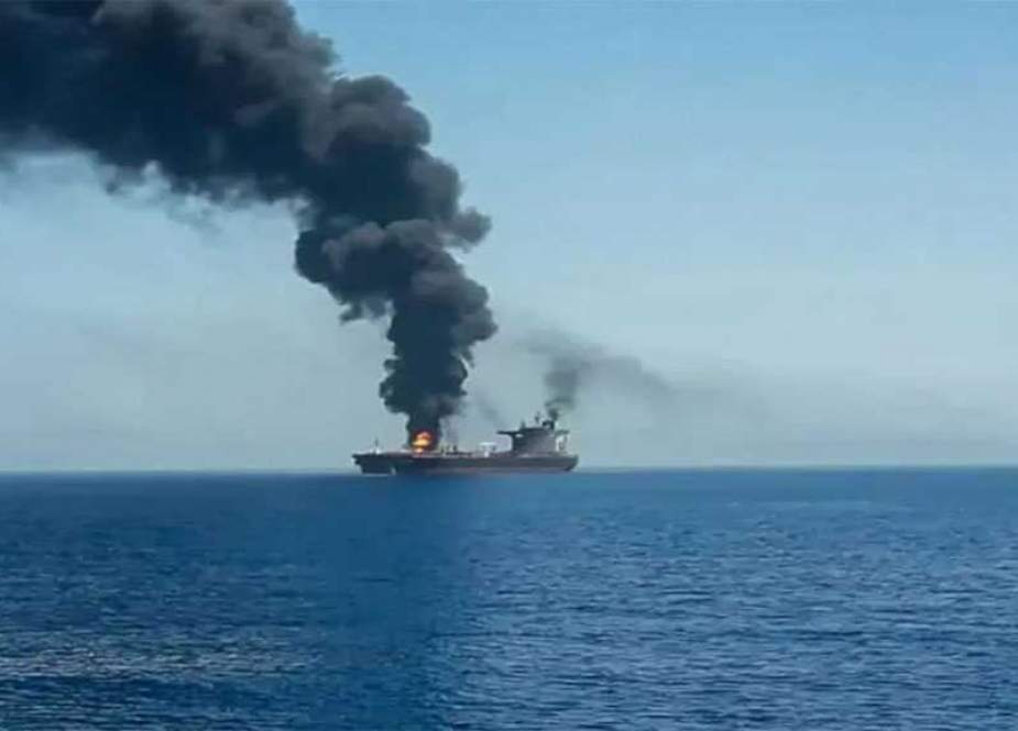 Kapal Tanker Minyak Dihantam Drone Pembawa Bom di Oman
