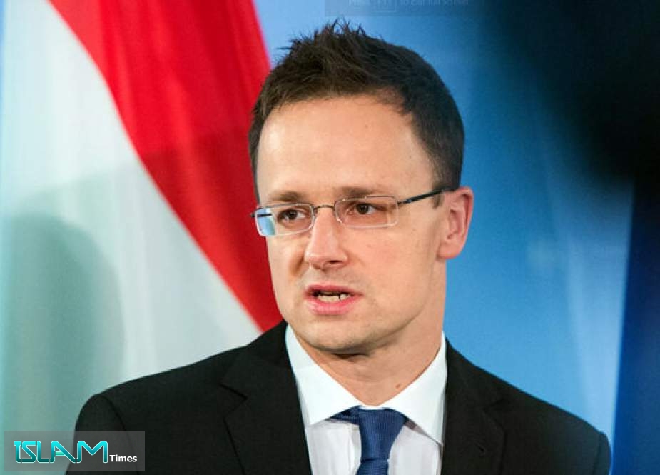Macarıstan Rusiya enerjisinə sanksiya tətbiqinə qarşıdır