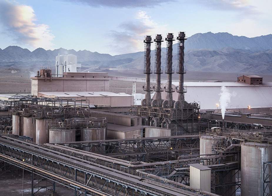 Pejabat: Iran Meningkatkan Produksi Alumina dengan Bantuan China