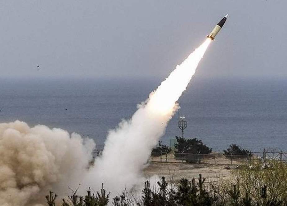 أمريكا تسعى لتزويد كييف بصواريخ بعيدة المدى