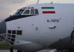 بالصور: وصول طائرة مساعدات ايرانية الى مطار الاذقية