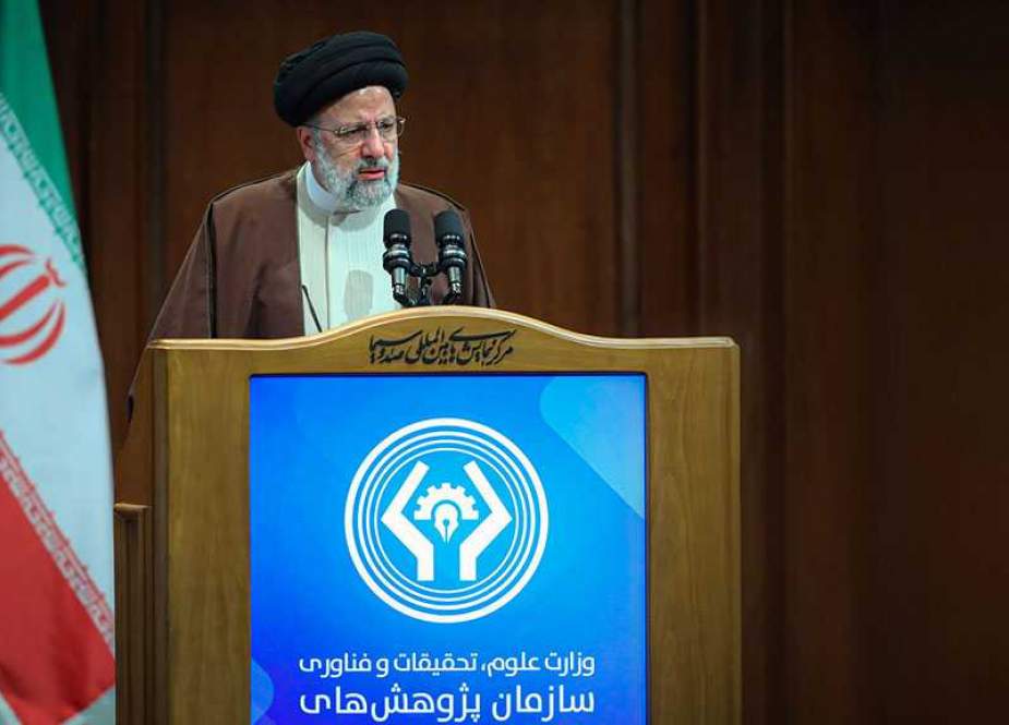 Raisi: Hasil Kemajuan Iran dari Upaya Ulama, Dukungan Imam Khamenei