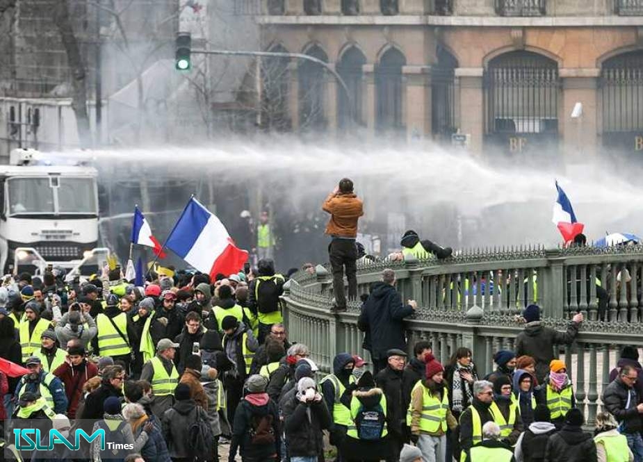 Anger is Growing: France Protests Turn Violent