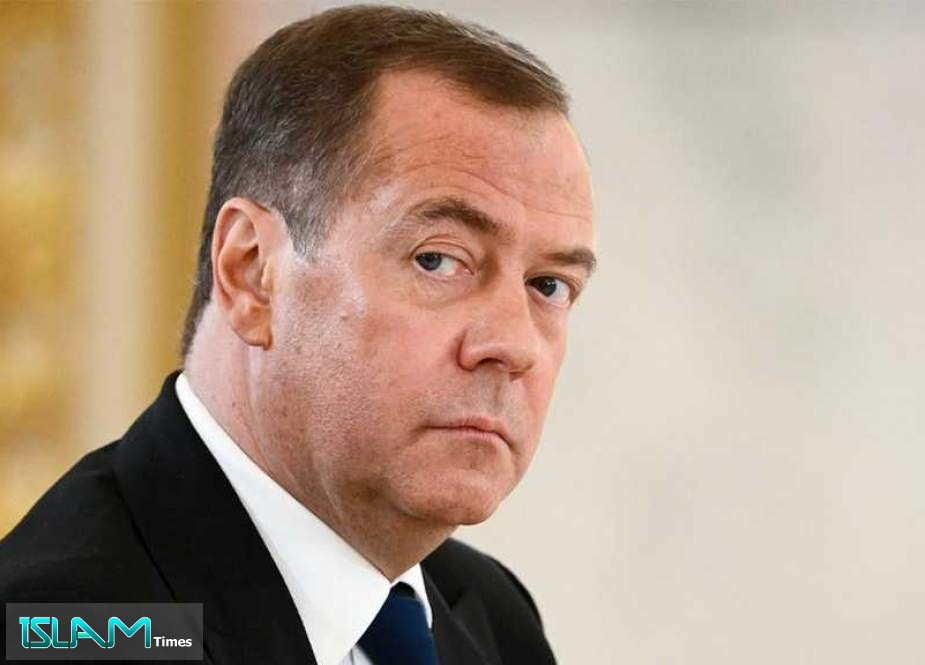 Medvedev: Putin’s Arrest A Declaration of War