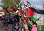 بالصور.. تظاهرات بالمخيمات الفلسطينية بالأردن رفضا لمسيرة الأعلام الاحتلالية