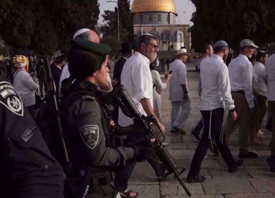 Dijaga oleh Pasukan Pendudukan, Pemukim Israel Kembali Menyerbu Masjid al-Aqsa