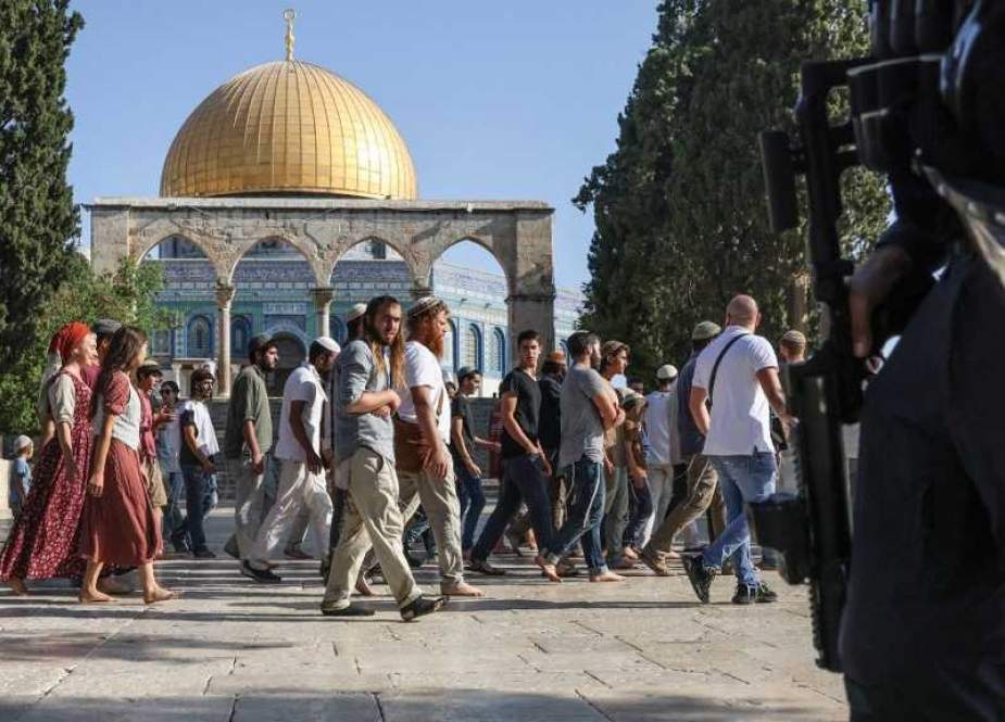 170+ “Israel” Menyerbu Masjid Al-Aqsa Di Bawah Perlindungan IOF