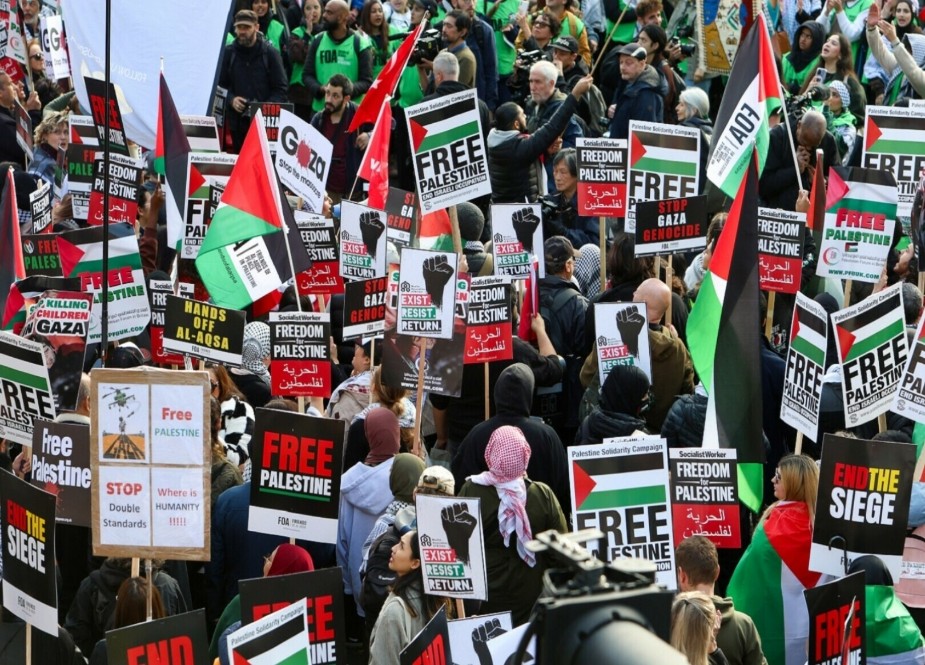 برطانیہ، شہریوں کے غزہ کے ساتھ اظہار یک جہتی کی تصویر