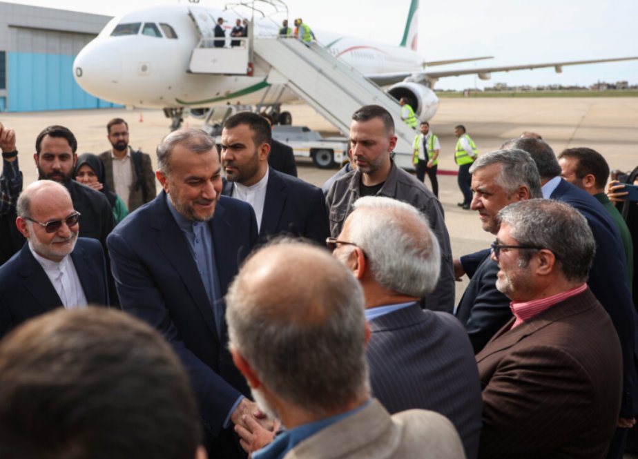 ایرانی وزیر خارجہ بیروت ائیر پورٹ پر پہنچنے کیبعد