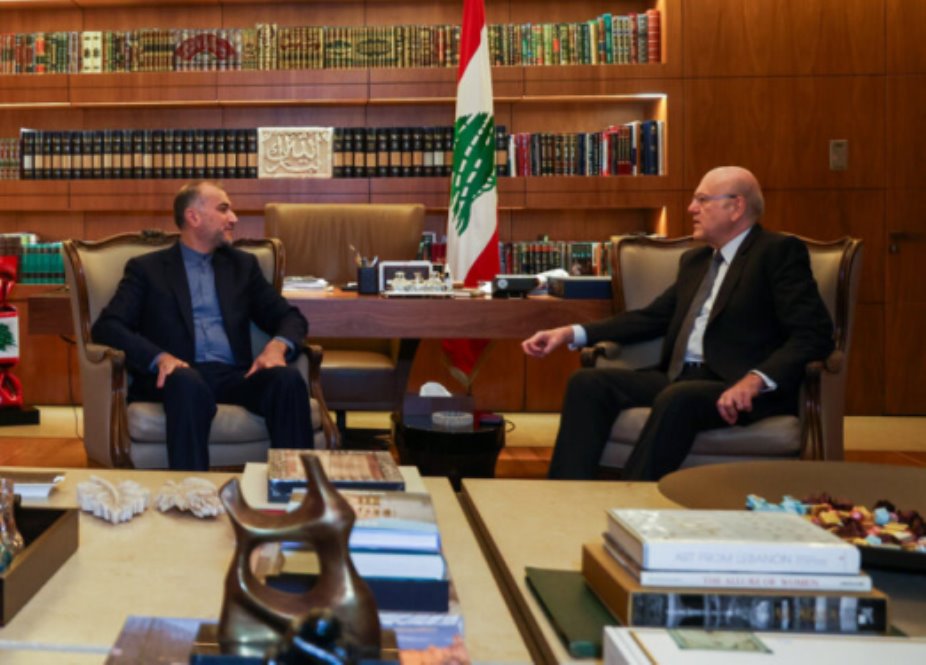 ایرانی وزیر خارجہ نگران لبنانی وزیراعظم نجیب میقاتی سے ملاقات کرتے ہوئے