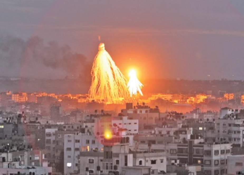 حمله صهیونیست‌هابه غزه با بمب‌های ممنوعه فسفری/آب آشامیدنی نایاب شده است