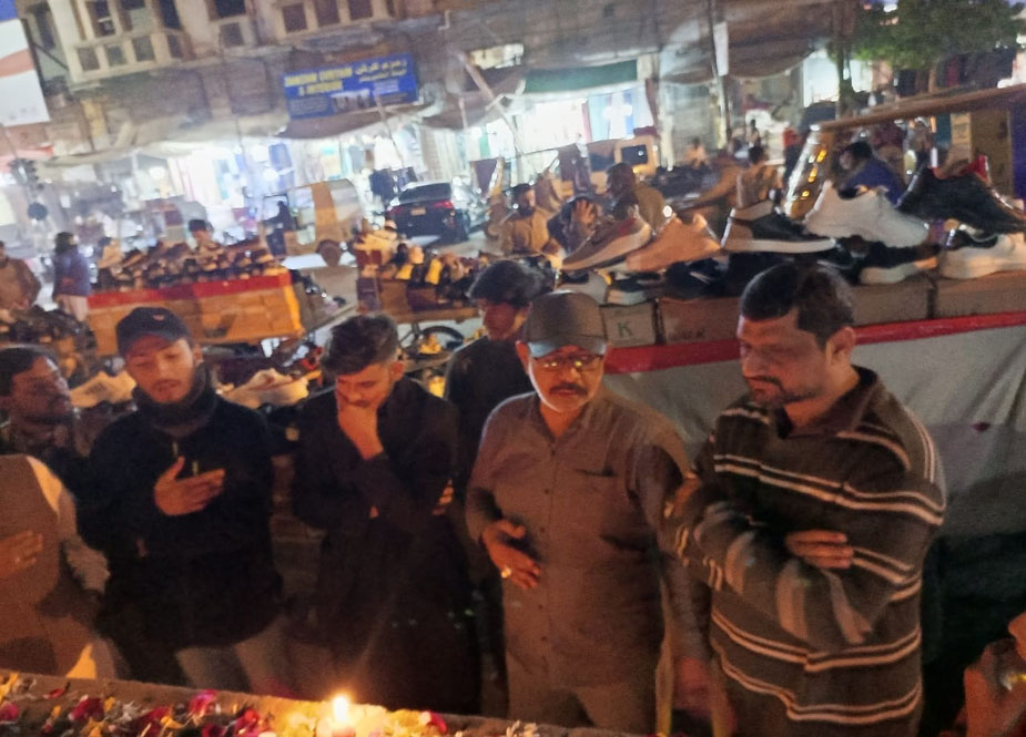 سانحہ عاشورا کراچی کے شہداء کی جائے شہادت پر حاضری، فاتحہ اور نوحہ خوانی
