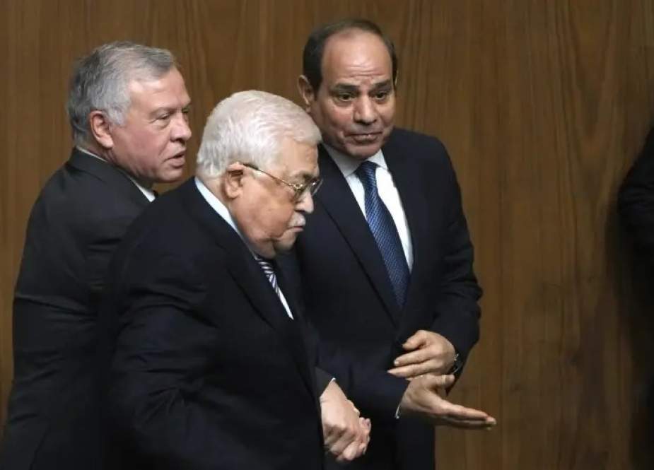 Jordanian King Abdullah, Egypt President, Abdel Fattah el-Sissi, and Palestinian President Mahmoud Abbas, to discuss the situation in the Gaza Strip.