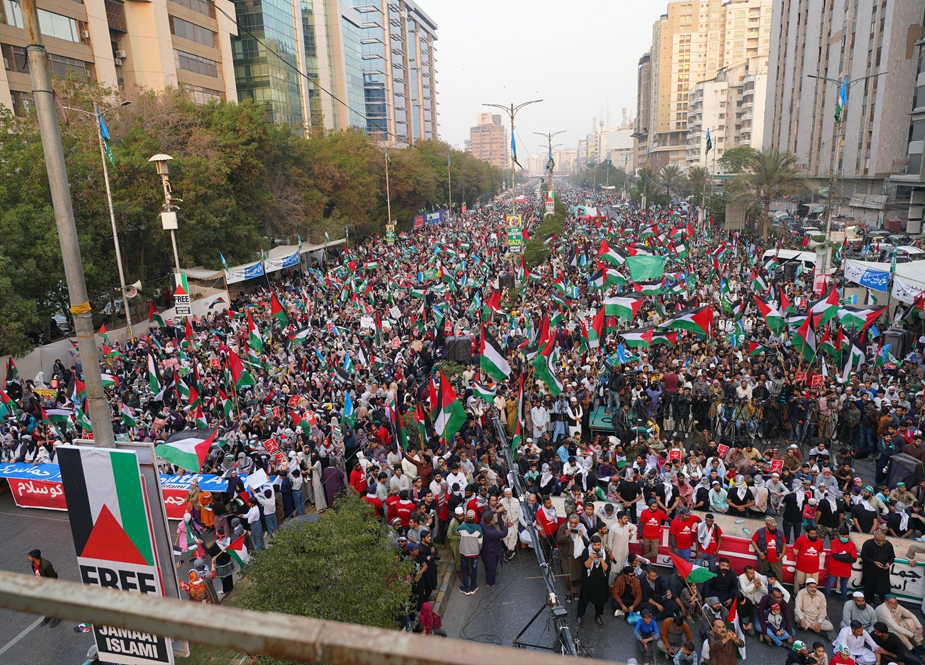 حماس کی اپیل پر کراچی کی شاہراہ فیصل پر جماعت اسلامی کا غزہ ملین مارچ