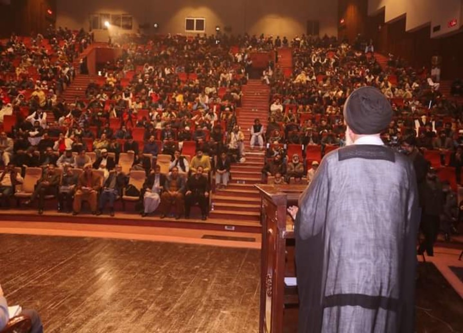 اسلام آباد، واصف علی واصف کے عرس میں مجمع سے سید جواد خطاب کرتے ہوئے